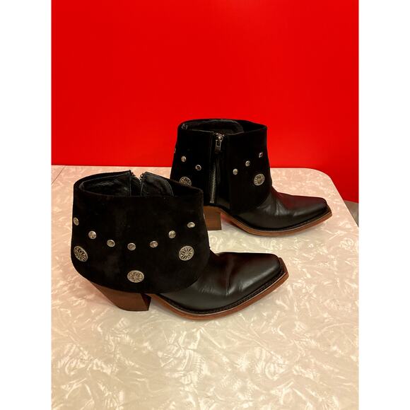 Reba by Justin Black Leather Ankle Boots, Women's Size 8.5B/EUR 39 - Picture 5 of 7